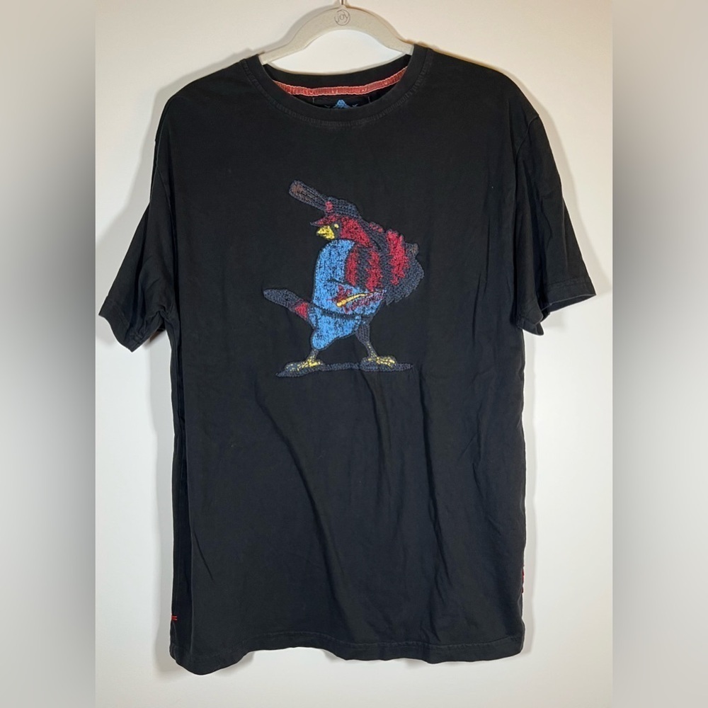 Red Jacket St. Louis Cardinals black tshirt embroidered distressed Fredbird sz L
